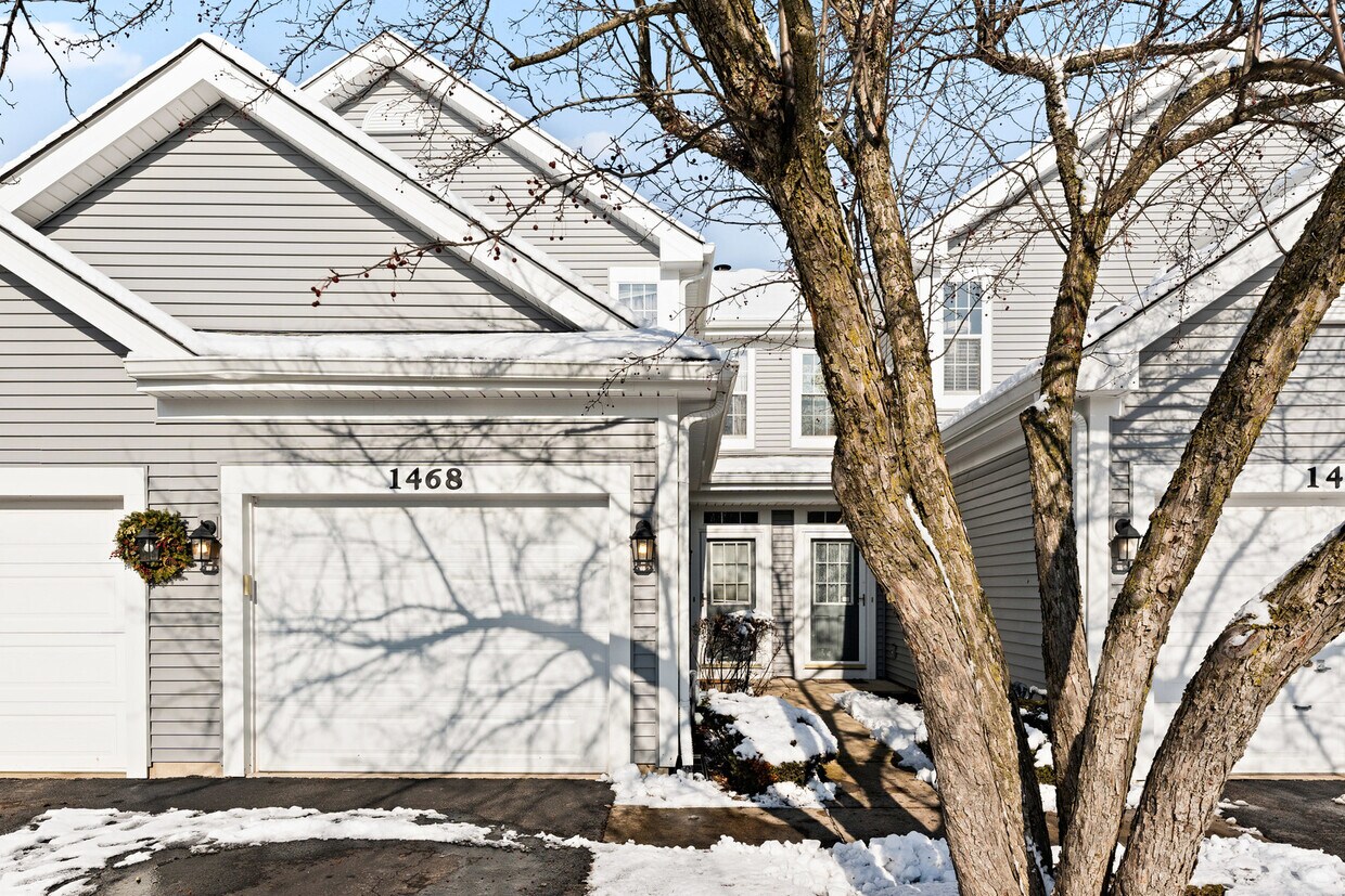 Primary Photo - 1468 Walnut Hill Ave