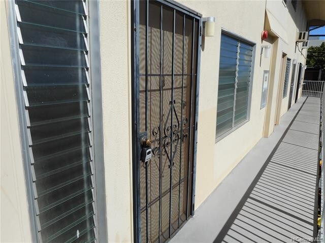 Foto del edificio - 823 Ala Lilikoi St