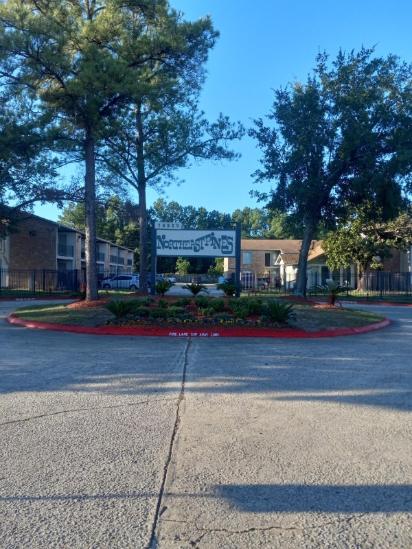 Building Photo - 18839 S Memorial Dr