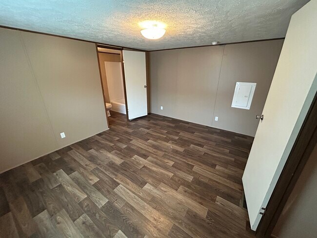 Foto del edificio - 1708 Hazel St