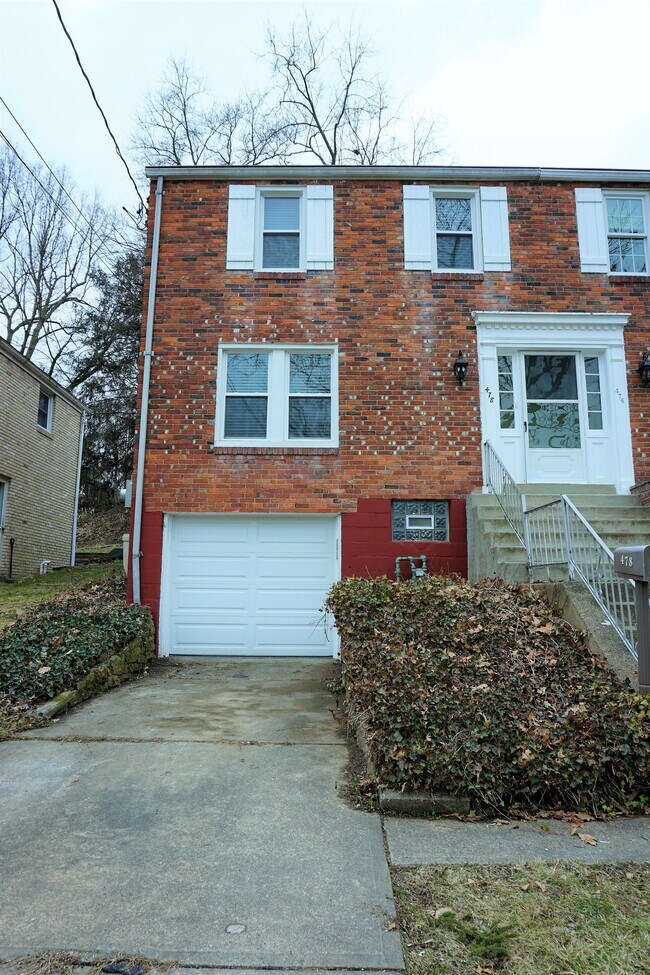 Building Photo - 478 Serpentine Dr