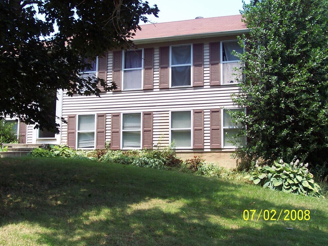 Primary Photo - 3906 Pinedale Dr