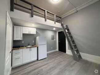 Building Photo - 123 MacNab St S