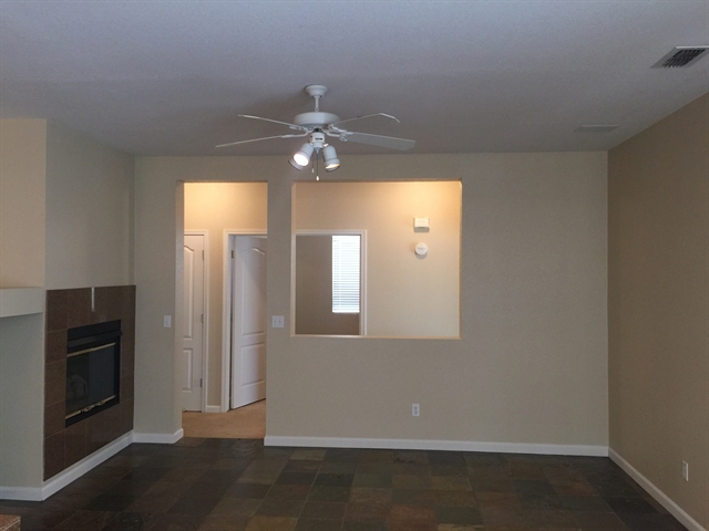 Building Photo - 4763 Summerset Dr