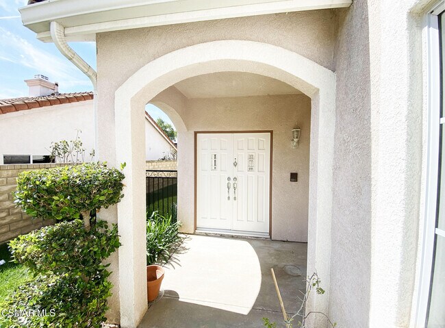 Foto del edificio - 1420 Sapphire Dragon St