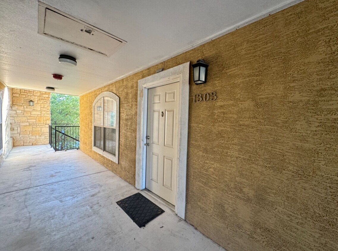 Foto principal - Snowden Heights Condominiums