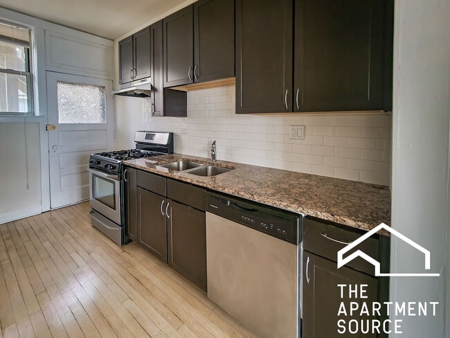 Foto del edificio - 5107 N Winchester Ave