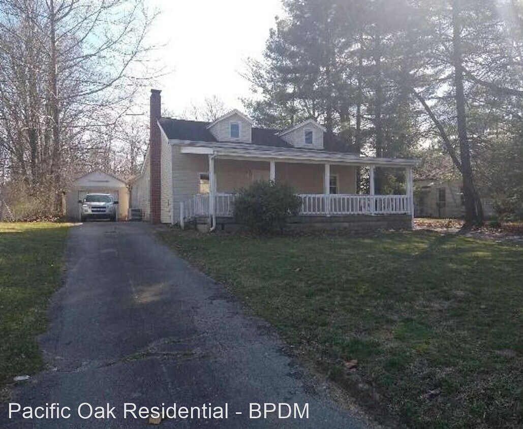 Foto principal - 4 br, 1 bath House - 216 West Seminary Street