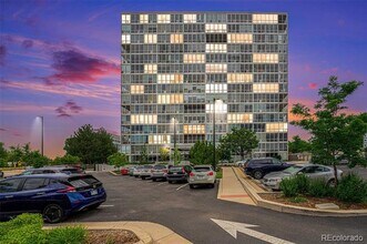 Building Photo - 3100 E Cherry Creek S Dr