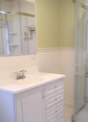 Building Photo - 209 Terryville Ave