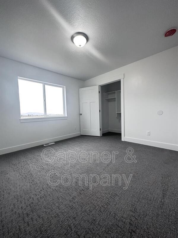479 N 2900 W Unit 2, Elwood, UT 84337 Condo for Rent in Elwood, UT