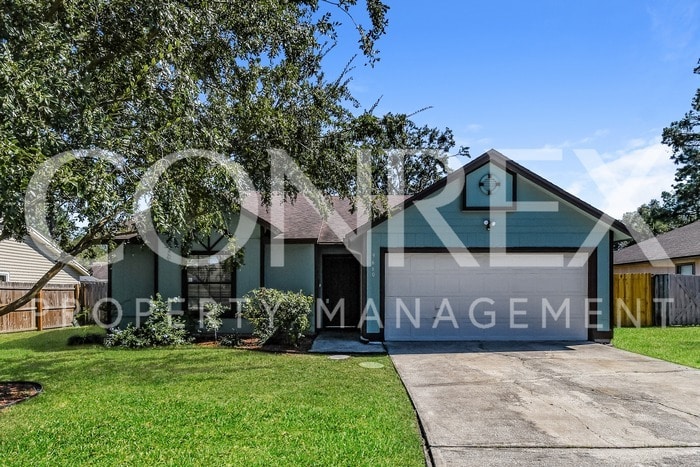 Primary Photo - Charming 3 Bedroom Home