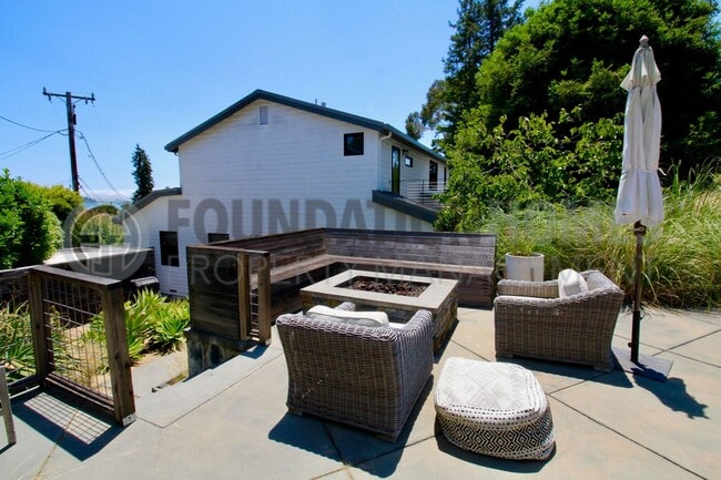 Building Photo - Strawberry Retreat with Bay Views & Resort...