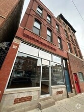 Building Photo - 1433 W Chicago Ave