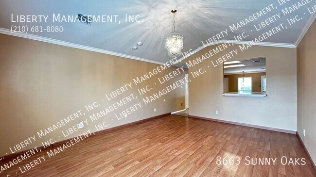 Foto del edificio - 8663 Sunny Oaks