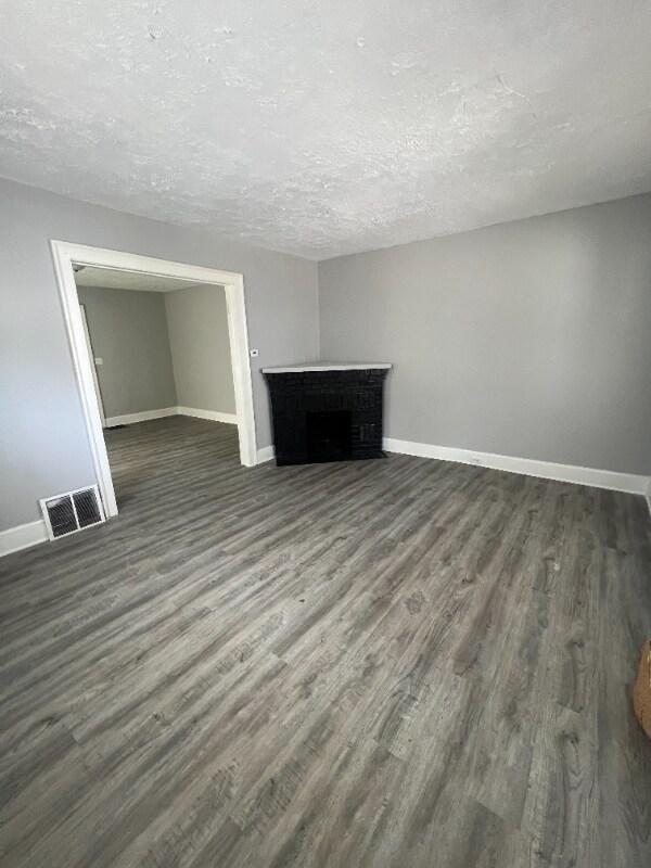 Foto del edificio - 158 Arthur Ave