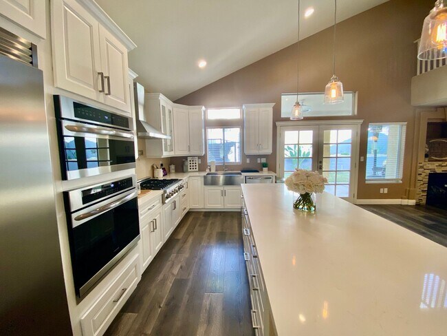 Foto del edificio - Gorgeous 3 bedroom Home