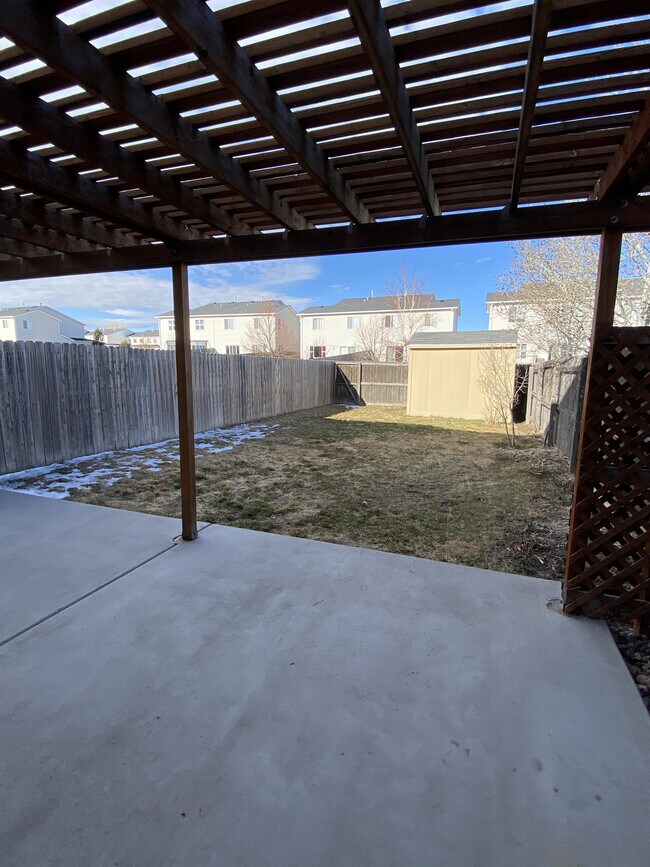Building Photo - 378 Snyder Ave