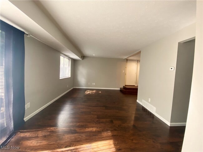 Foto del edificio - 1480 Cedarwood Dr