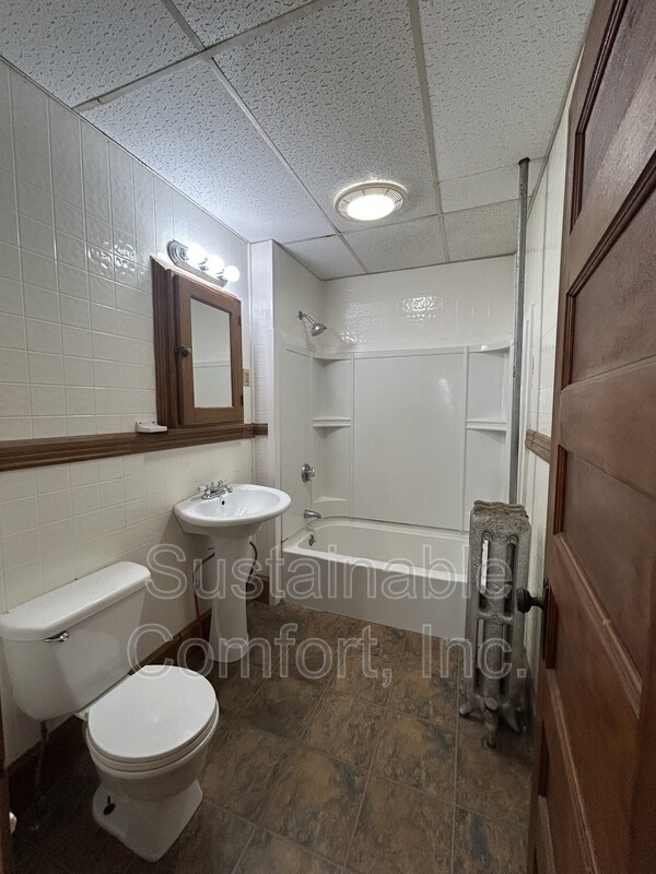 Foto del edificio - 14 Clearview Ave