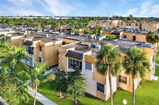 Foto del edificio - 9311 SW 4th St