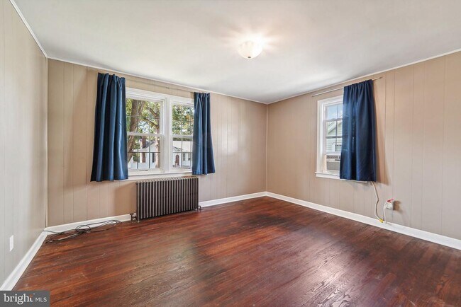 Foto del edificio - 204 Glenmore Ave