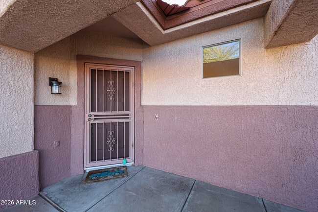 Foto del edificio - 16149 W Quail Creek Ln