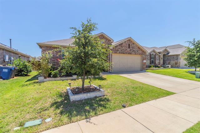 Building Photo - 2324 Larimar Dr