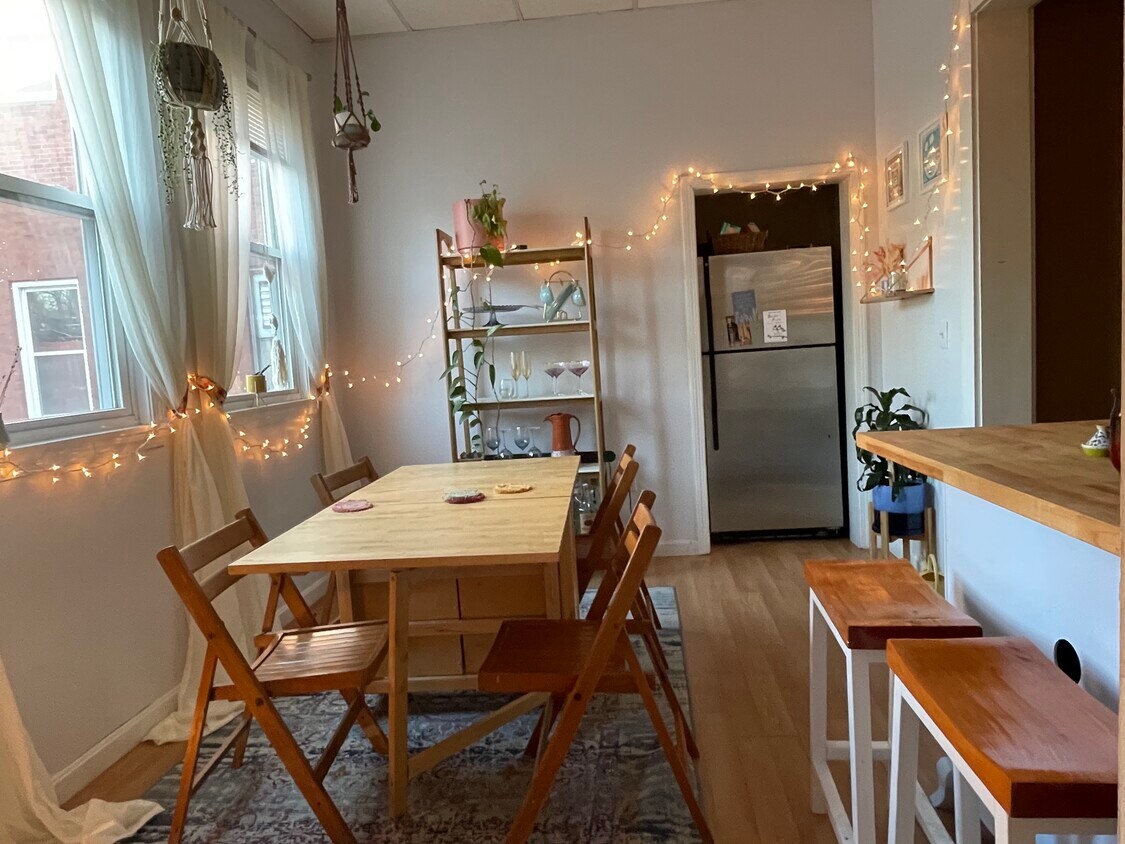 Foto principal - 267 Highland Ave