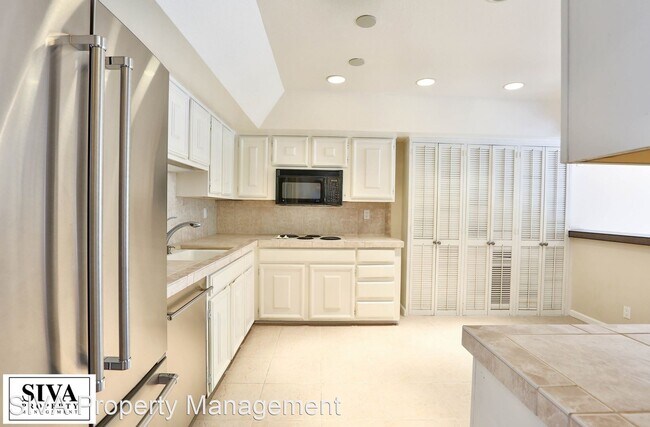 Building Photo - 2 br, 2 bath House - 139 El Pinar
