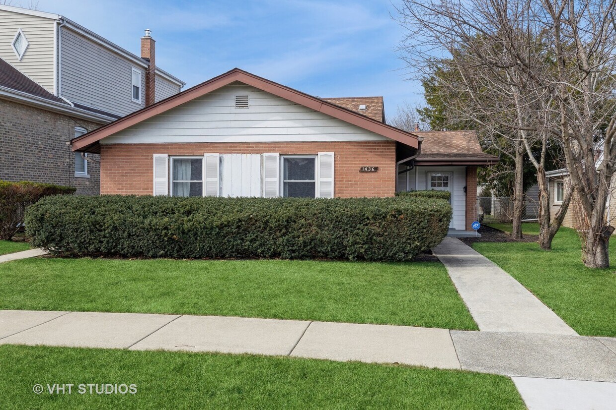 1436 Portsmouth Ave, Westchester, IL 60154 House Rental in