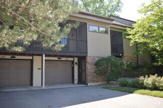 Building Photo - 133 Ponwood Cir