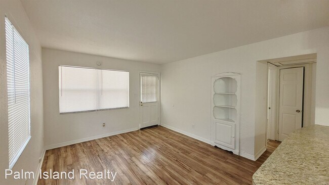 Building Photo - 2 br, 1 bath House - 4420 Dr MLK Jr St N