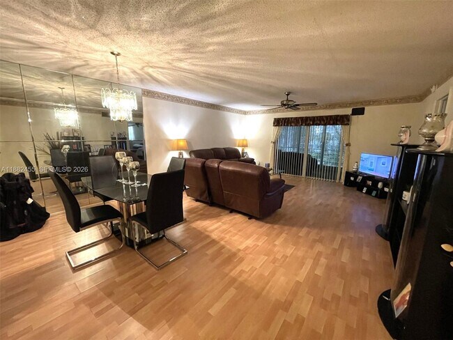 Foto del edificio - 4151 NW 41st St