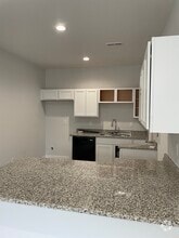 Building Photo - 5403 N Colburn St