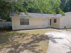 Building Photo - 180 Cherokee Cir