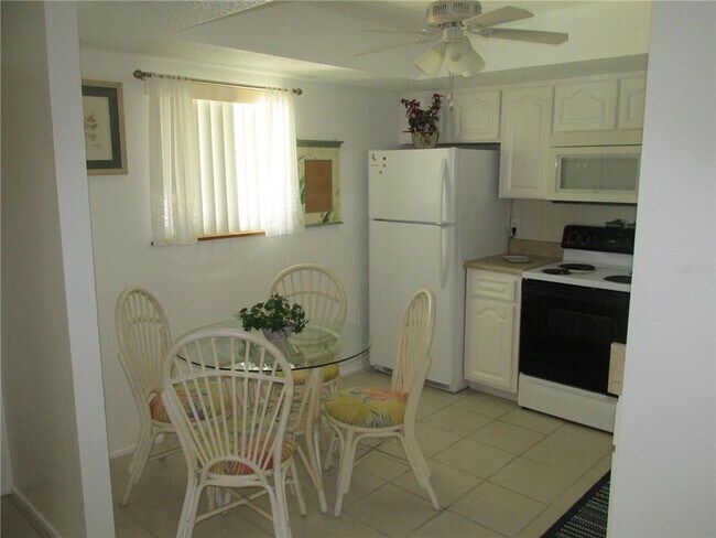 Foto del edificio - Charming 2BR Condo on Venice Island