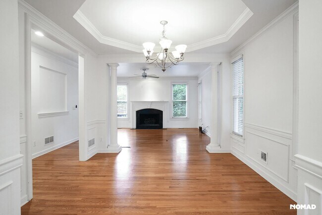 Foto del edificio - Luxurious 3BR Townhome in Atlanta