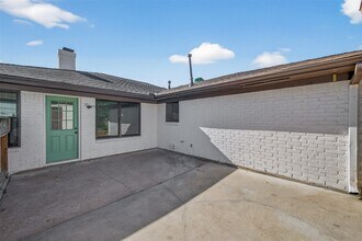 Building Photo - 17418 Largs Cir