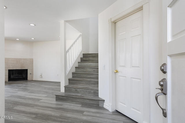 Building Photo - 2528 Back Bay Loop