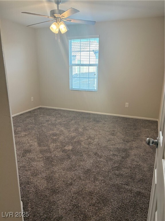 Foto del edificio - 479 Filaree Pl