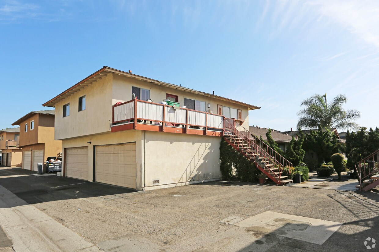 Foto del edificio - 16561 Sabot Ln
