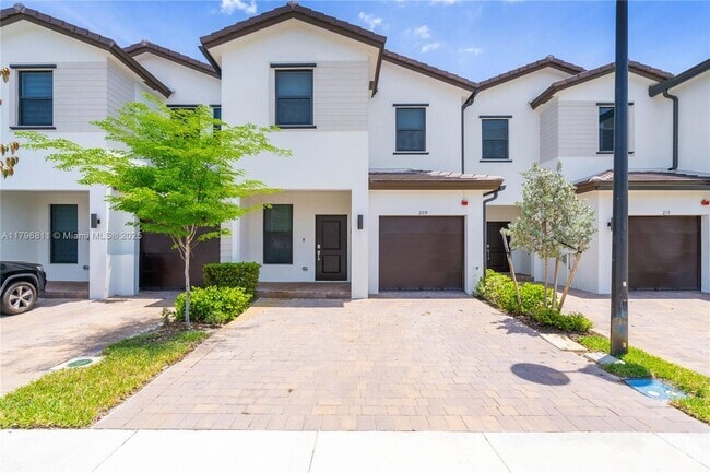 Building Photo - 209 SW 159th Way