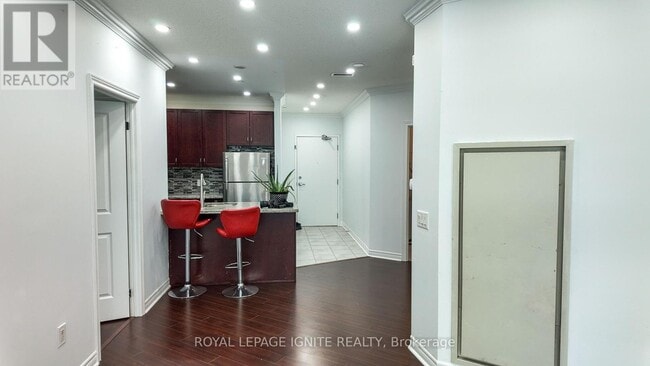 Building Photo - 39 New Delhi Dr