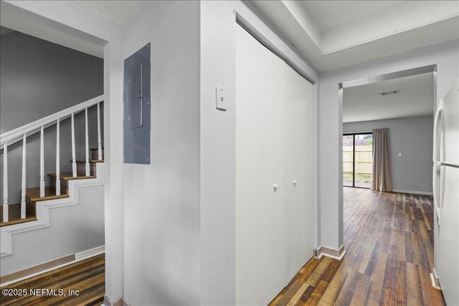 Building Photo - 11406 Bedford Oaks Dr