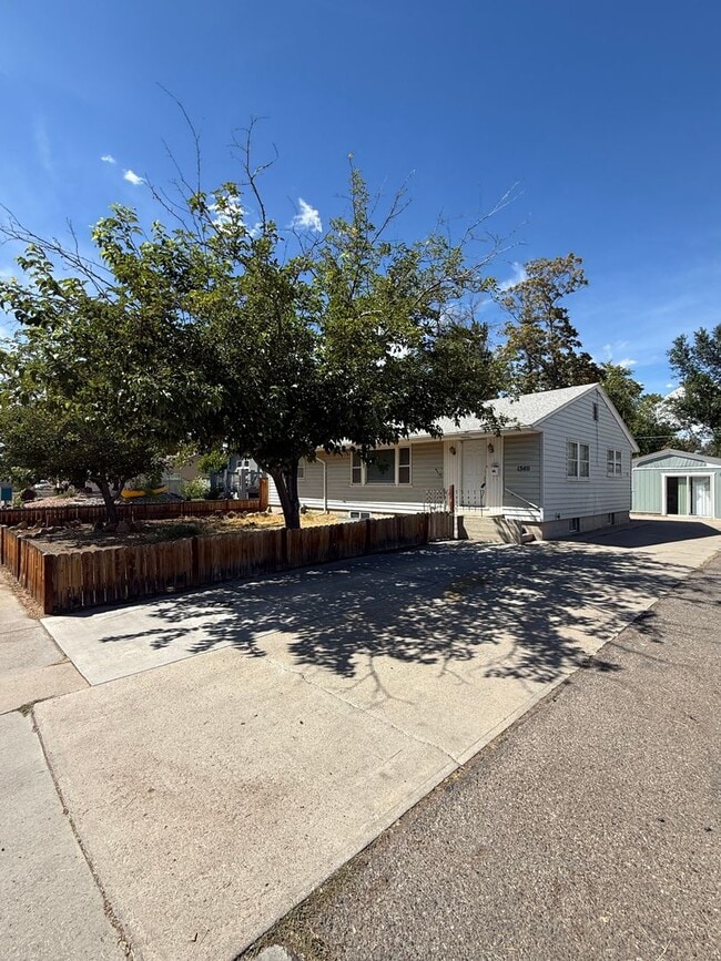 Building Photo - 1340 Orchard Ave