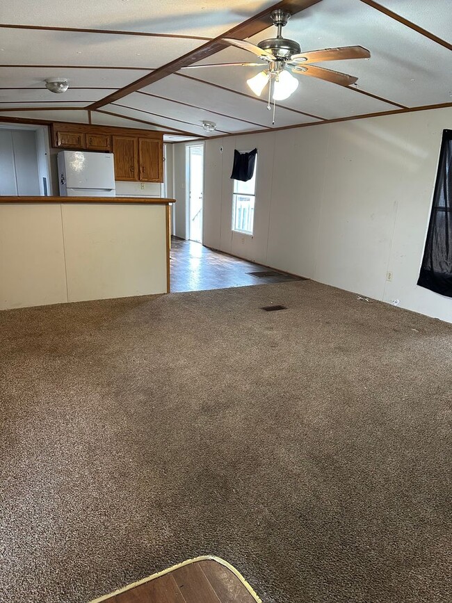 Foto del edificio - 3 bedrooms, Wagener, $950, 803-537-0185