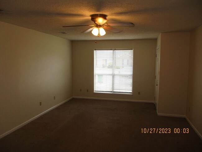 Foto del edificio - 3212 Fernridge Dr