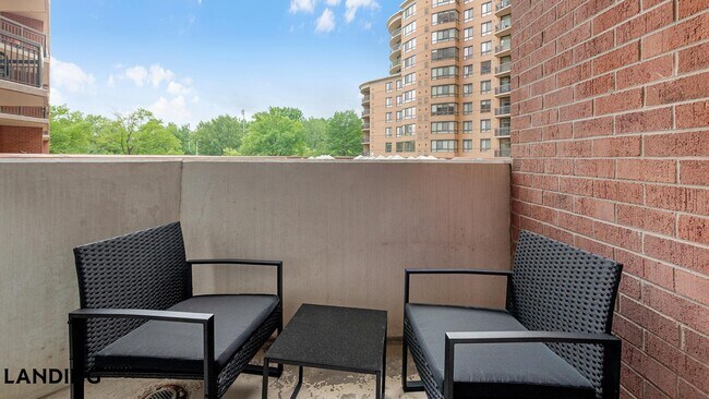 Foto del edificio - 801 15th St S