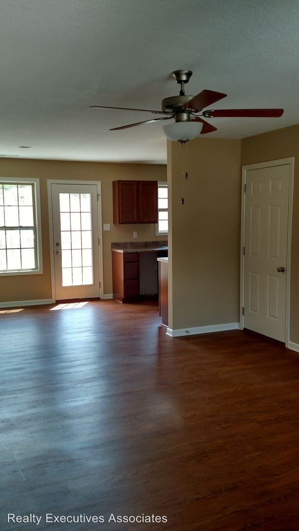 Foto del edificio - 523 S Old Sevierville Pike